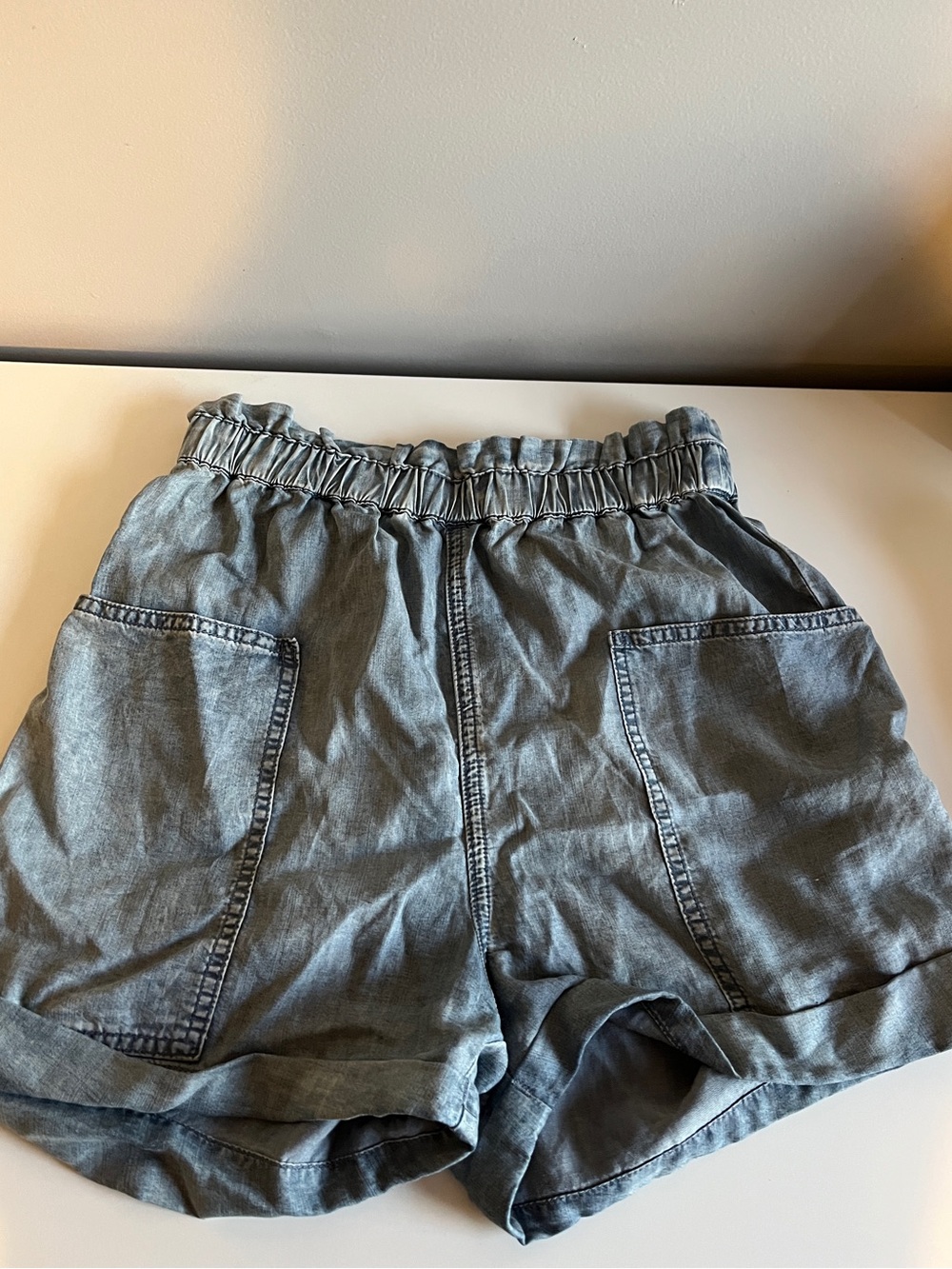 Wilfred Free Paperbag Loose Demin Shorts Size Small